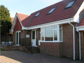  Bramley Cottage  Сэндаун